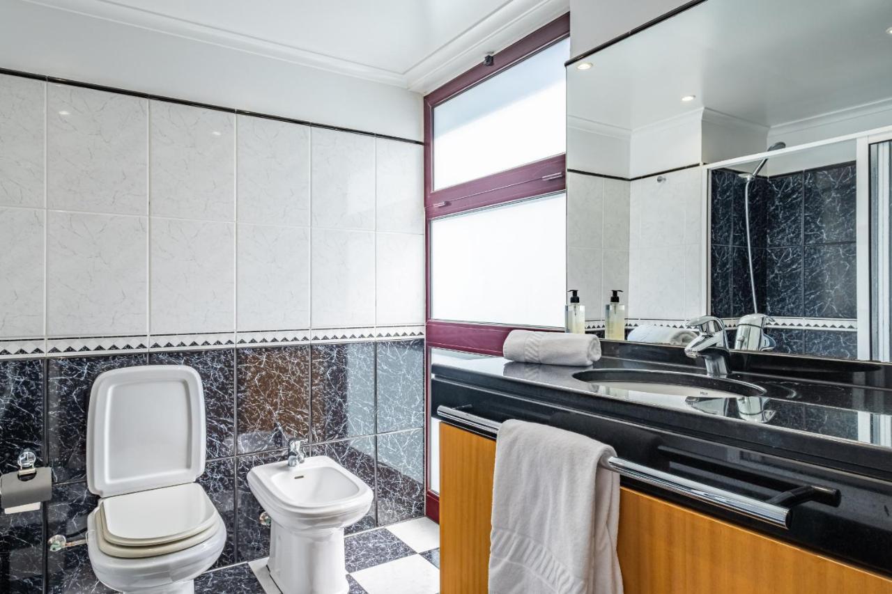 Ample Villa With Pool And Gorgeous Ocean View Funchal  Zewnętrze zdjęcie